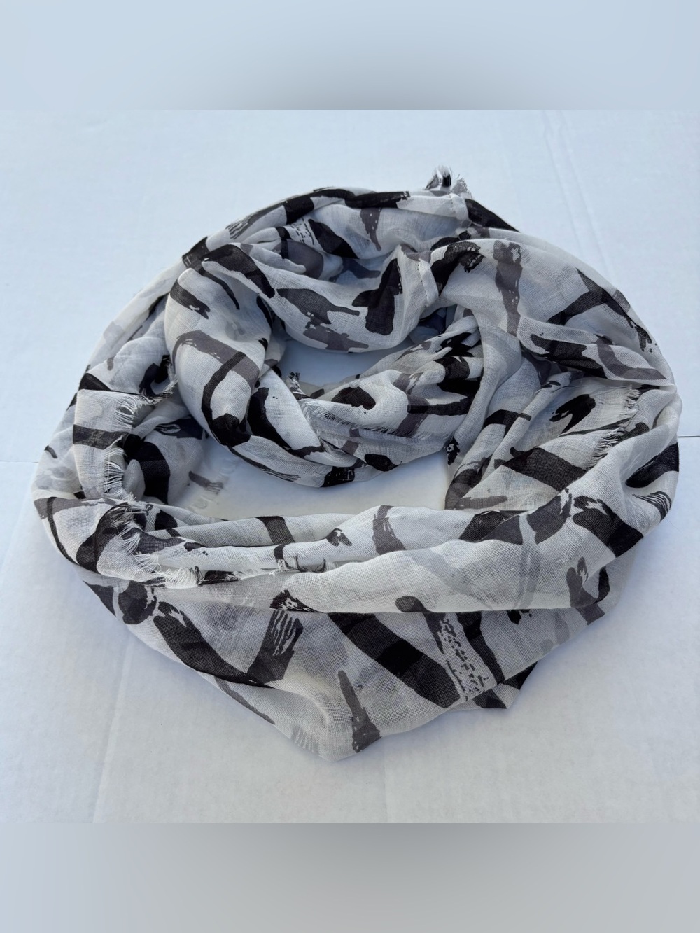 Apt 9 Infinity Scarf Black & White Symbols Cross